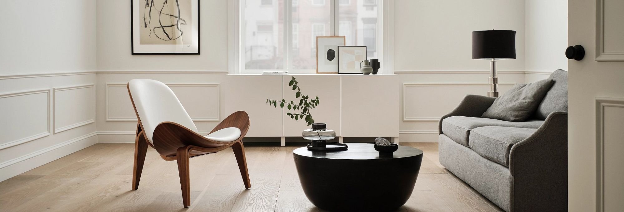 A chair in the living room